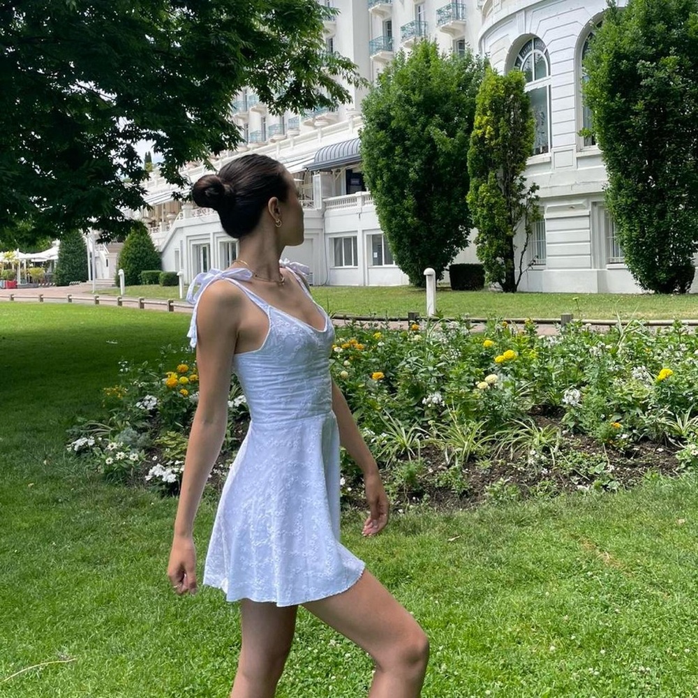 ARE YOU AMI White Dress